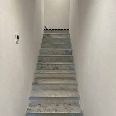 Re Versiliana 4* مارينا دي بييتراسانْت